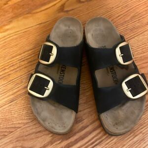 Arizona style, black suede with big buckle, black and gold buckle. worn 3 times